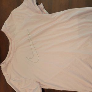 Girls Nike shirt